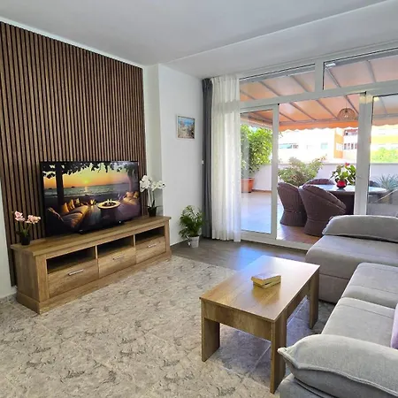Nexthome Pool & Terrace Διαμέρισμα *