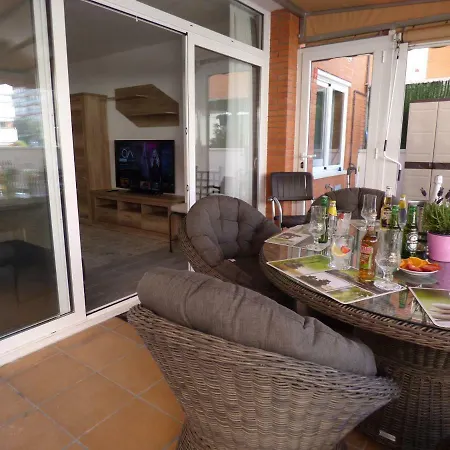 Nexthome Pool & Terrace יורט דה מאר