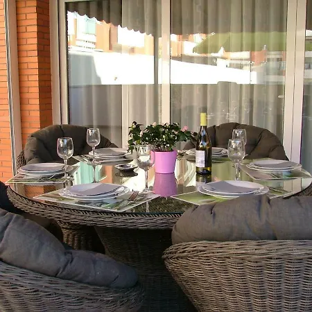 Nexthome Pool & Terrace יורט דה מאר